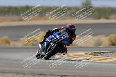 media/Oct-08-2022-SoCal Trackdays (Sat) [[1fc3beec89]]/Turn 14 (1050am)/